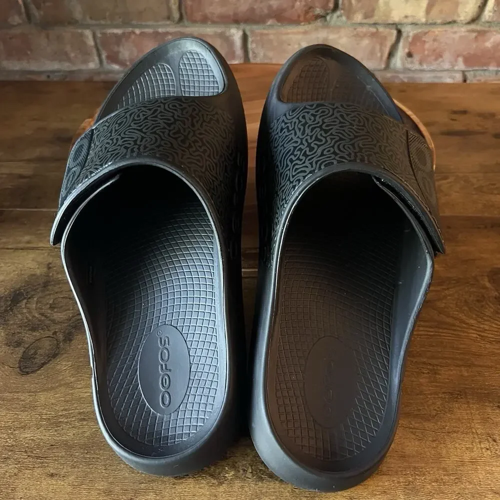 OOFOS OOahh Sport Flex Recovery Slides Black Labyrinth Pattern Men's 13 Sandal